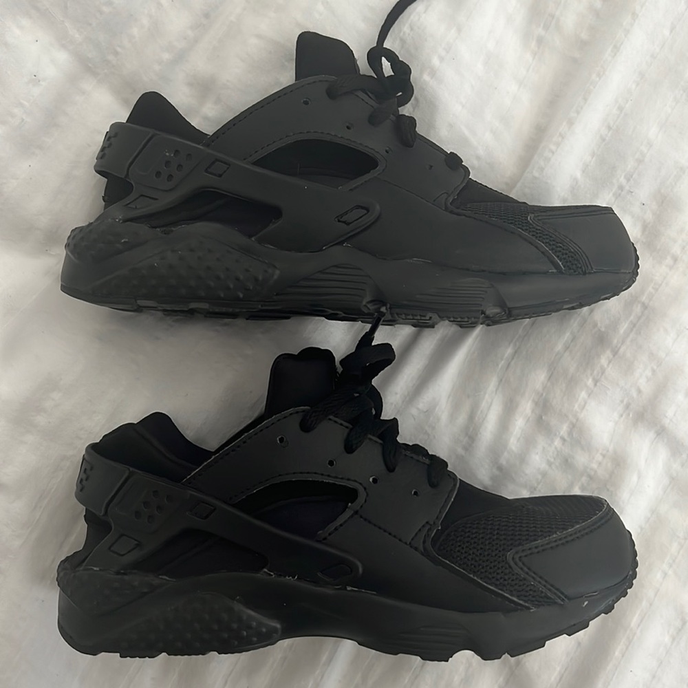 Like New Nike Huarache Run Kids Size 3Y - Picture 10 of 13